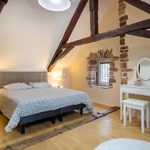 https://le-chirac-5-t2-centre-historique-rodez.midi-pyreneeshotels.com