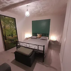 Appartement A Mammulejiu, Thiers